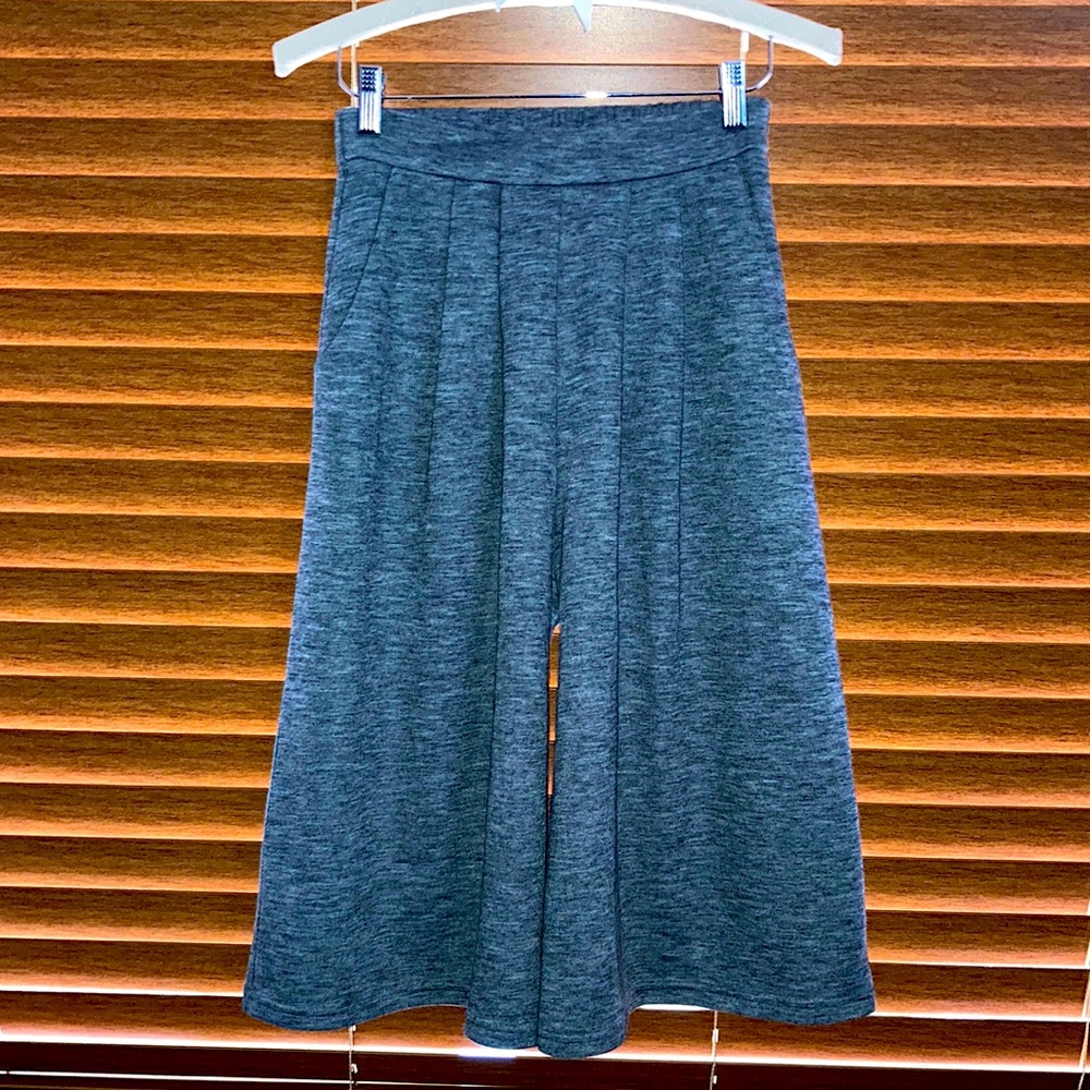 NEW Anthropologie LEITH Wide Leg Knit Capris Skort